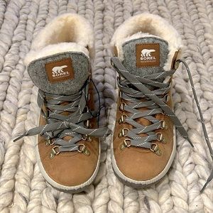 NEW Sorel Waterproof Boots